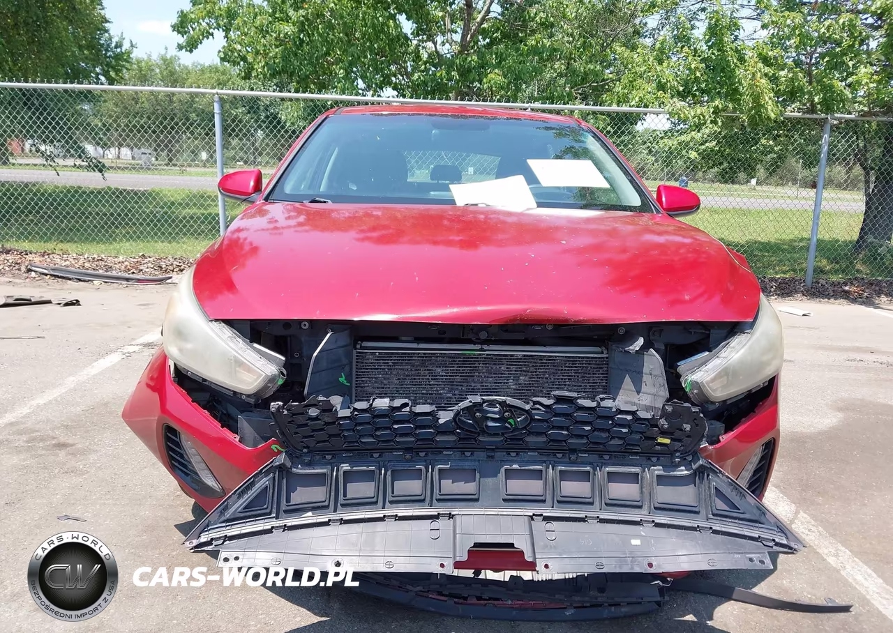 2019 Hyundai Elantra Gt VIN:KMHH35LE7KU088454 - 6