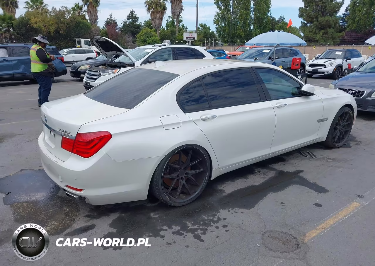 2009 BMW 750Li VIN:WBAKB83519CY58773 - 4