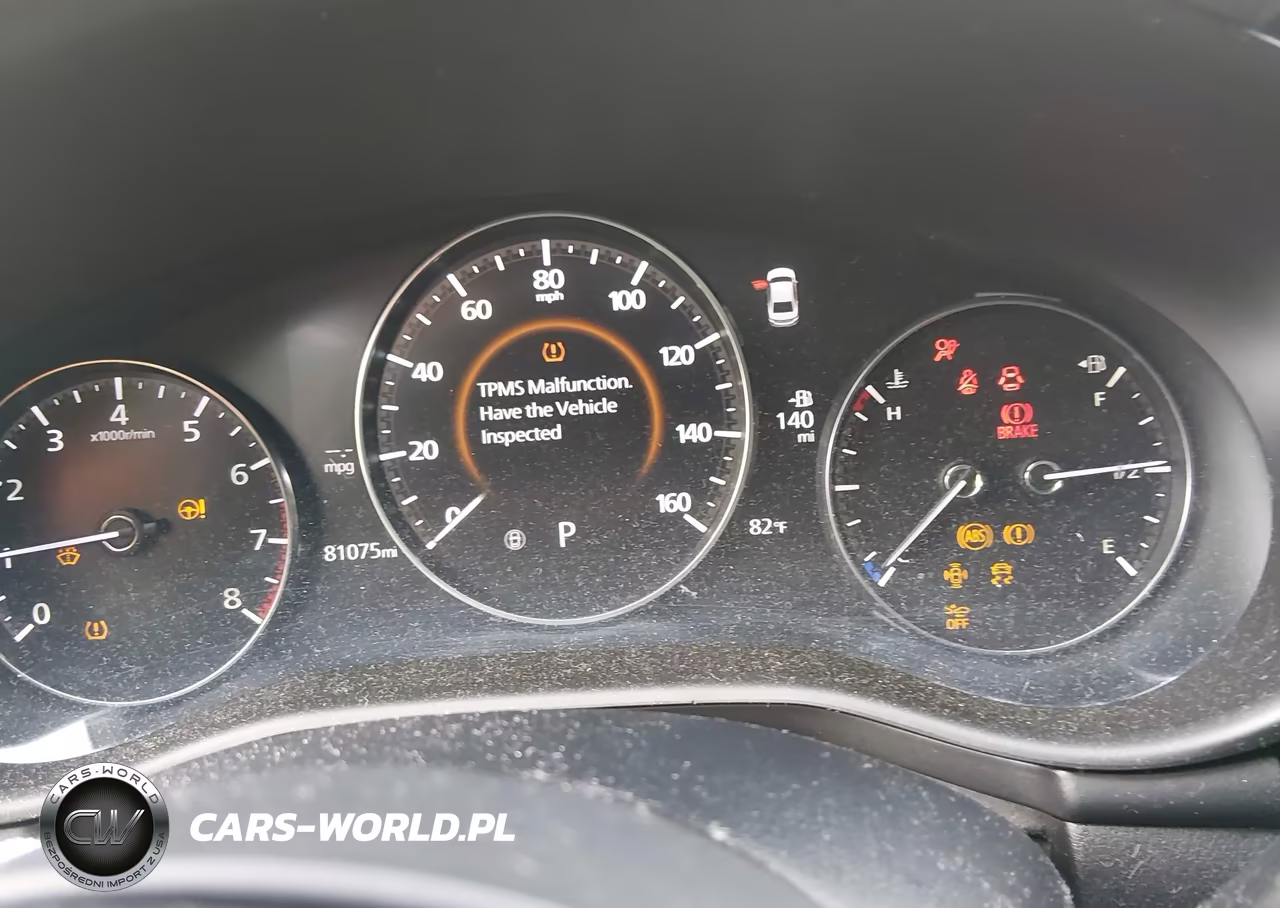2019 Mazda Mazda3 Premium Package VIN:3MZBPAEMXKM101257 - 7