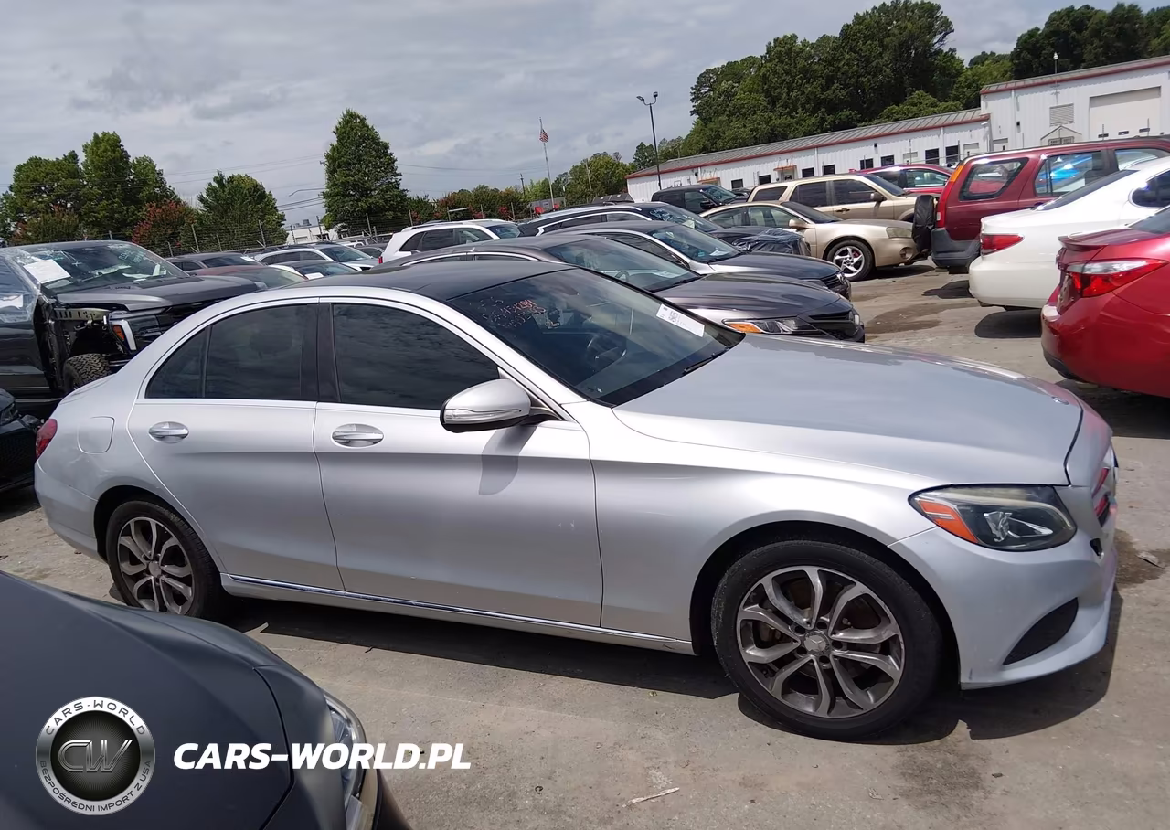 2015 Mercedes-Benz C 300 4Matic VIN:55SWF4KB9FU026183 - 14