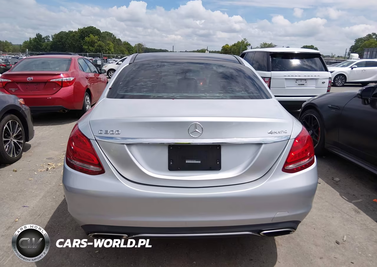 2015 Mercedes-Benz C 300 4Matic VIN:55SWF4KB9FU026183 - 17