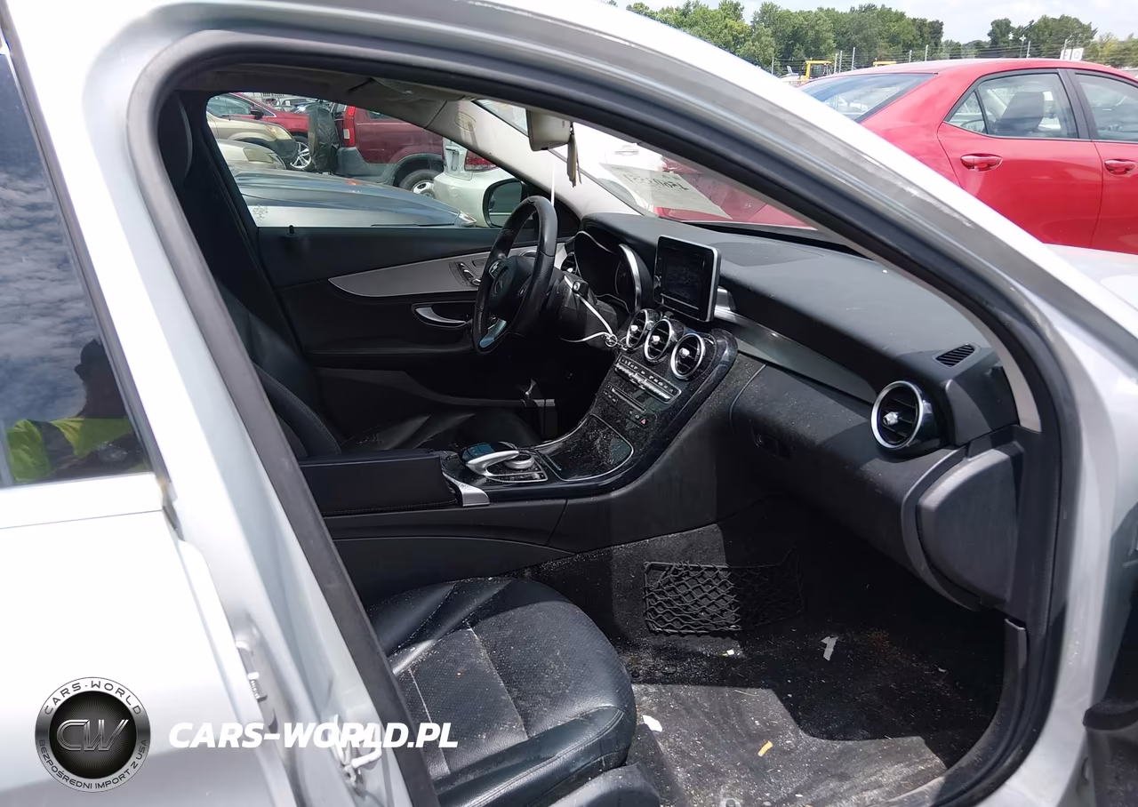 2015 Mercedes-Benz C 300 4Matic VIN:55SWF4KB9FU026183 - 5