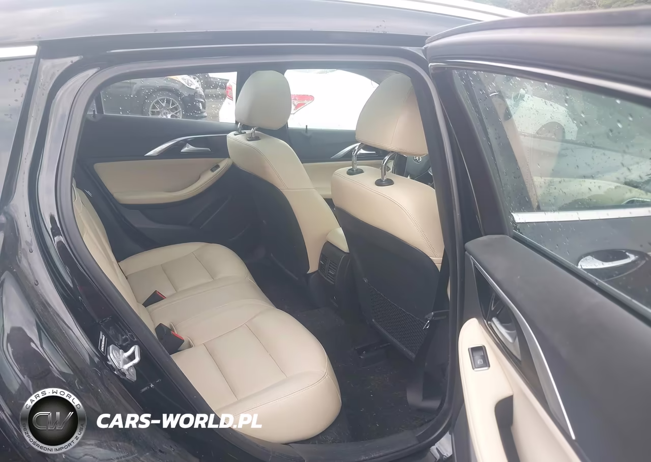 2018 Infiniti Qx30 Premium VIN:SJKCH5CR9JA044472 - 8