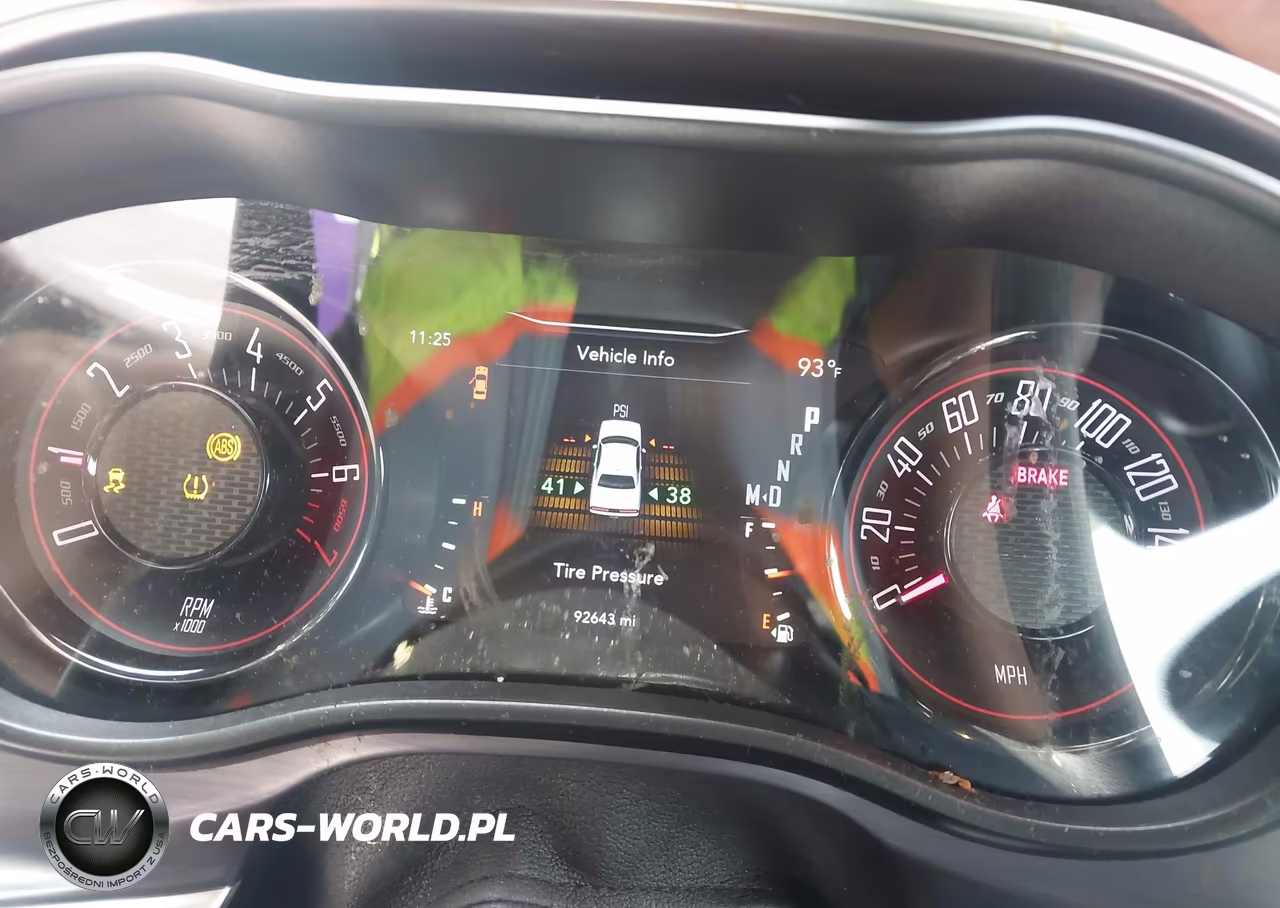2018 Dodge Challenger Sxt Plus VIN:2C3CDZAG6JH304971 - 7