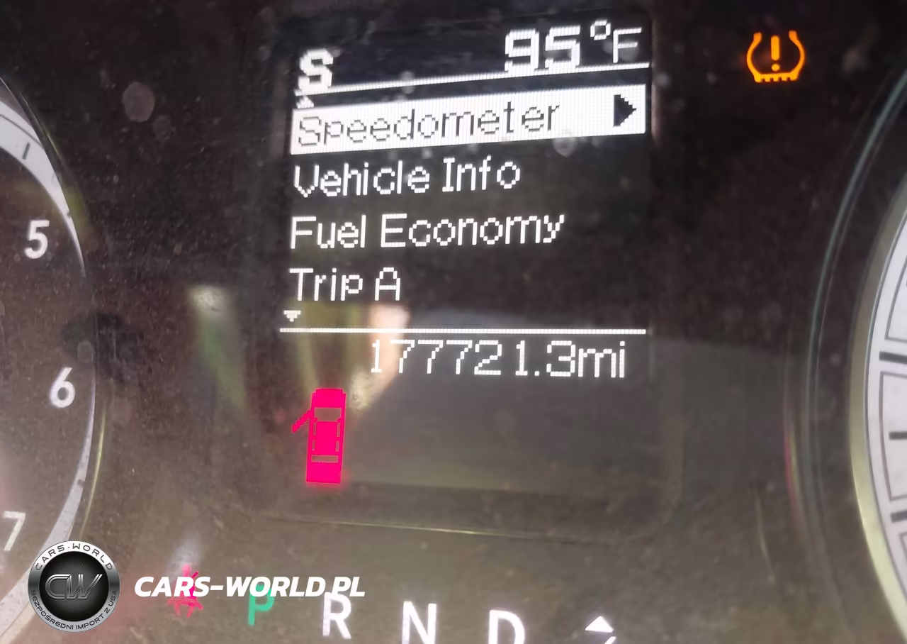 2015 Ram 1500 Tradesman VIN:1C6RR7FT4FS656634 - 15
