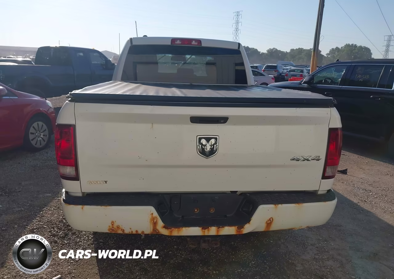 2015 Ram 1500 Tradesman VIN:1C6RR7FT4FS656634 - 16