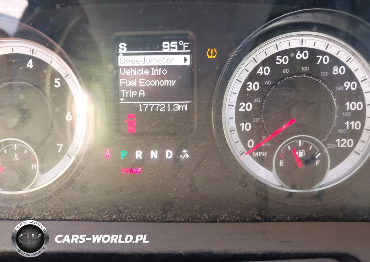 2015 Ram 1500 Tradesman VIN:1C6RR7FT4FS656634 - 7