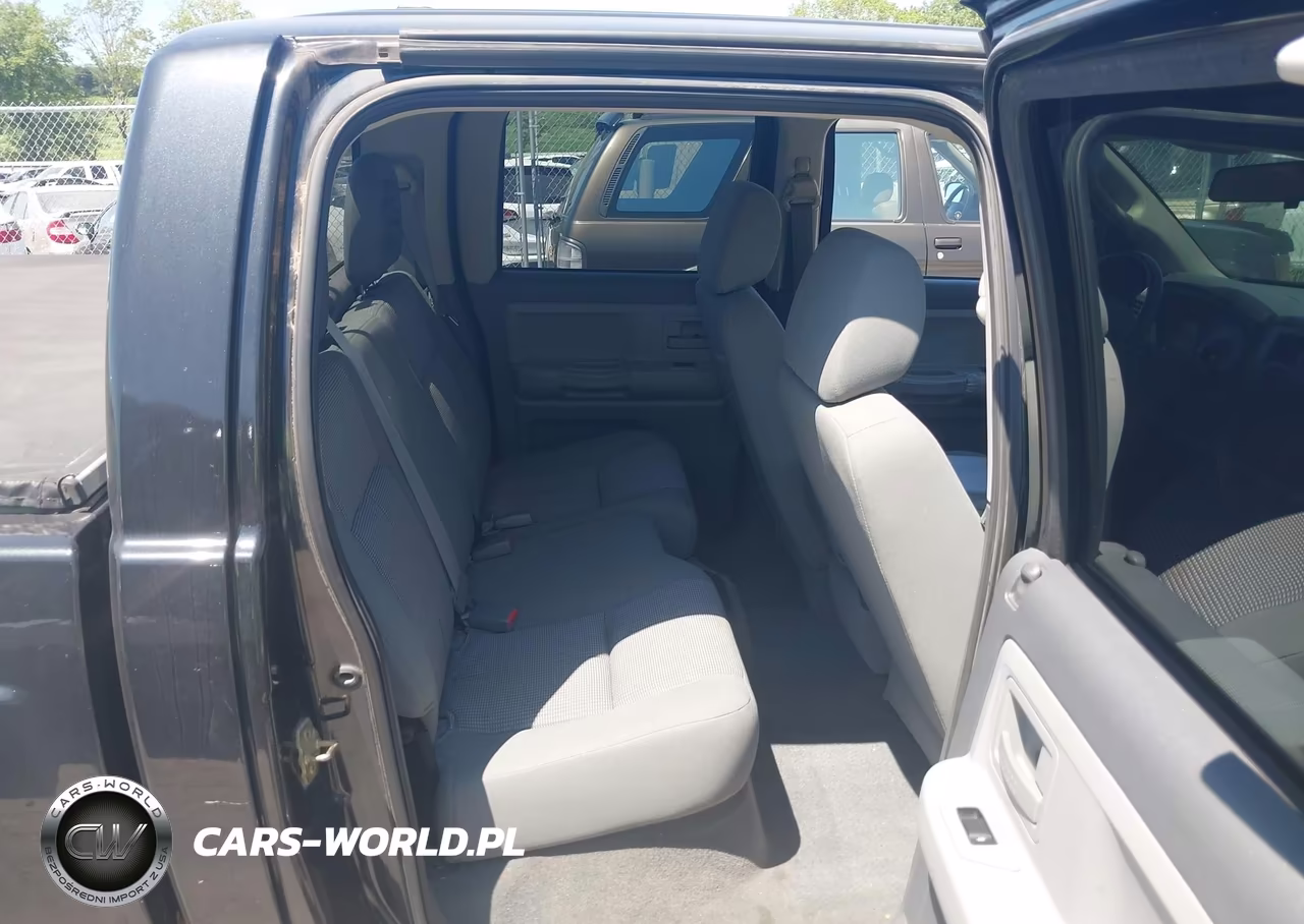 2007 Dodge Dakota Slt VIN:1D7HW48J97S128134 - 8