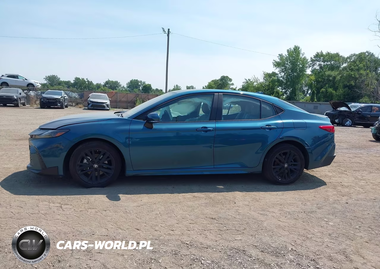 2026 Toyota Camry Se VIN:4T1DBADK1TU051545 - 14