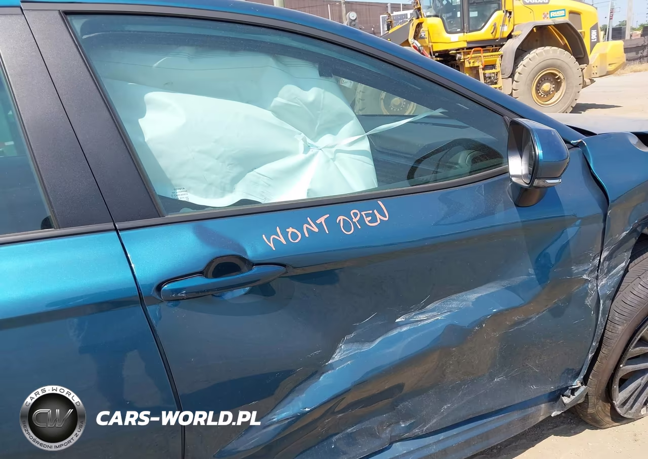 2026 Toyota Camry Se VIN:4T1DBADK1TU051545 - 5