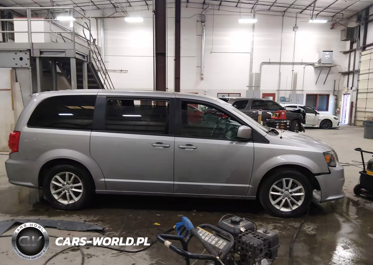 2018 Dodge Grand Caravan Se Plus VIN:2C4RDGBG0JR215013 - 14