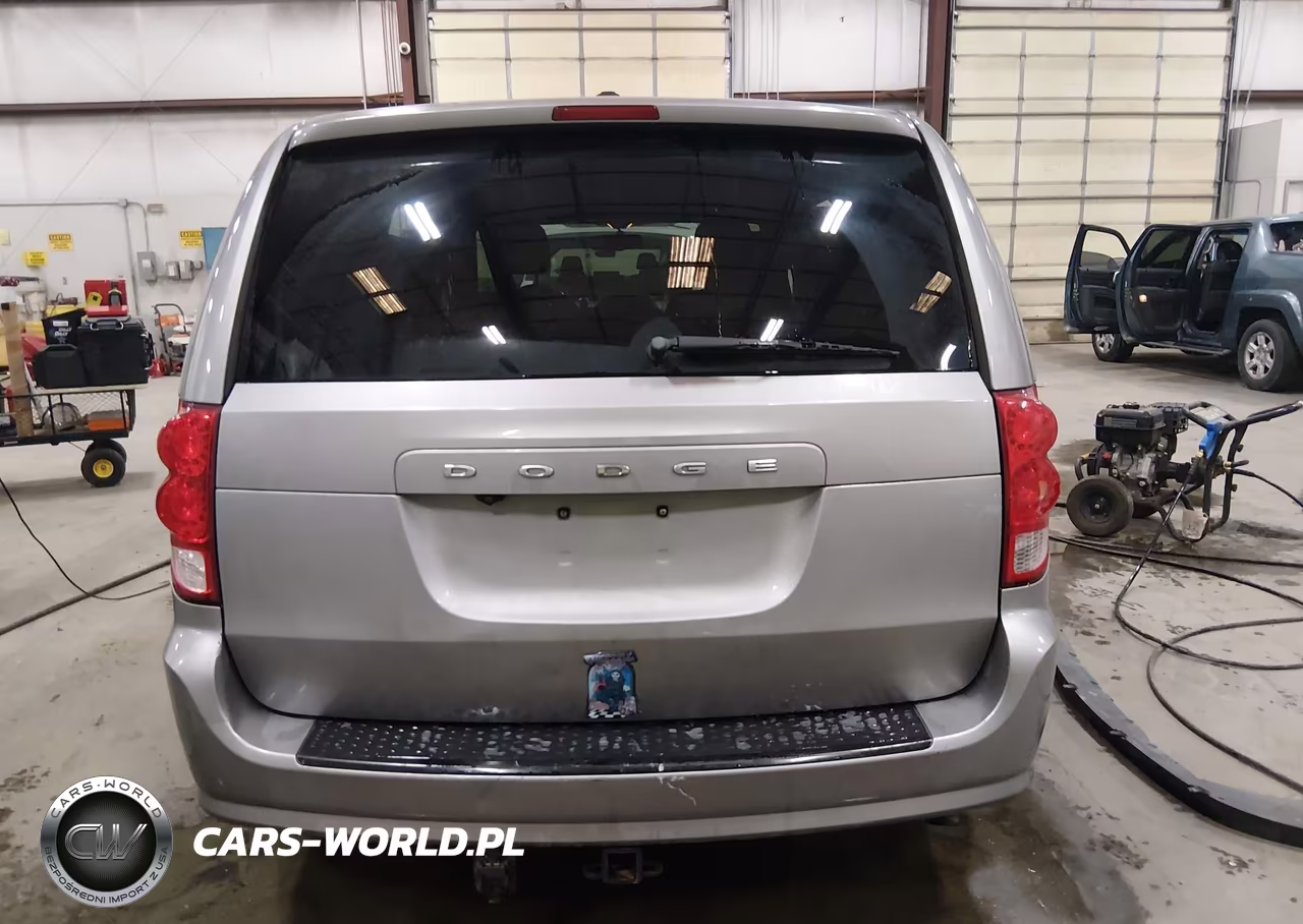 2018 Dodge Grand Caravan Se Plus VIN:2C4RDGBG0JR215013 - 17