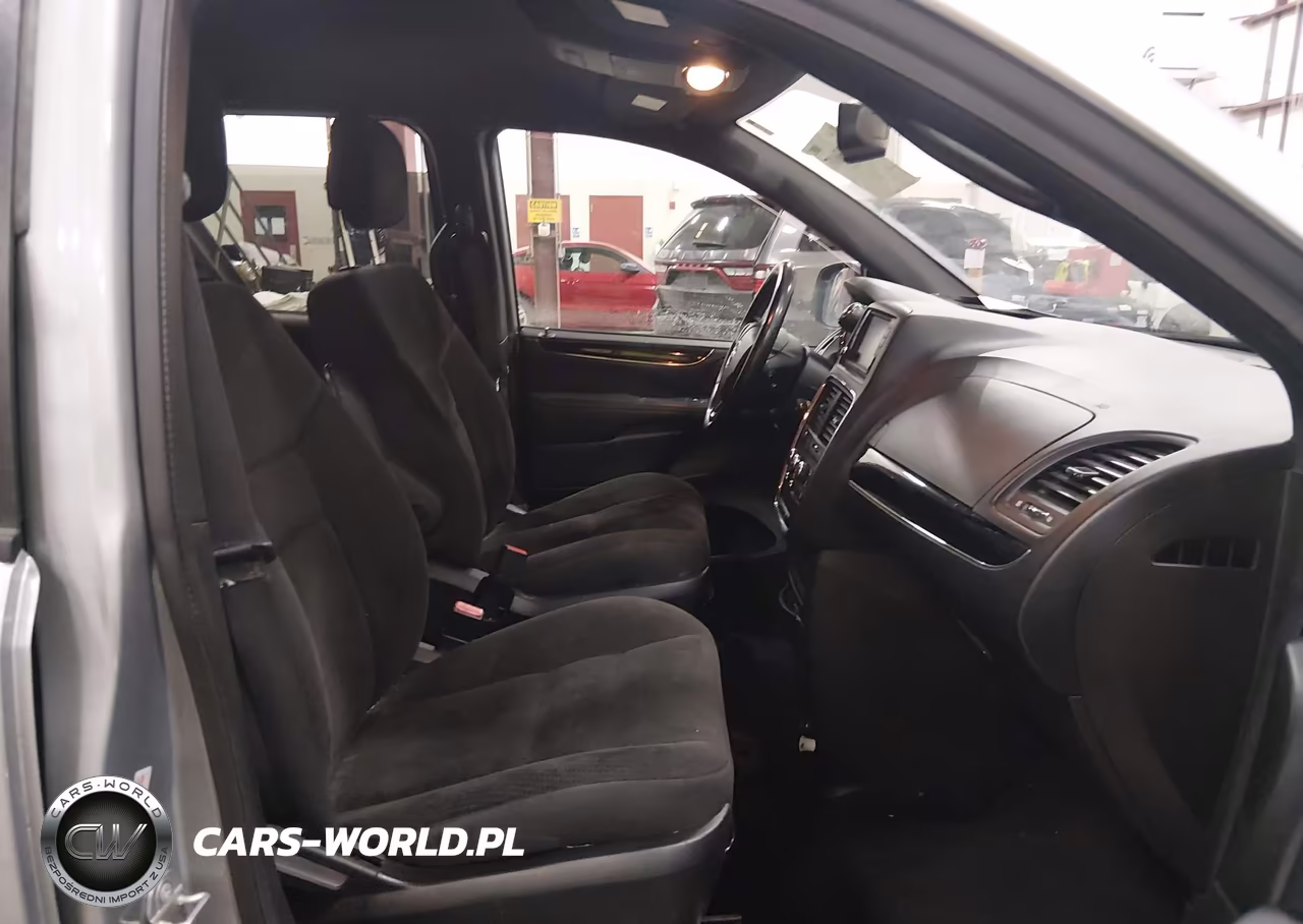 2018 Dodge Grand Caravan Se Plus VIN:2C4RDGBG0JR215013 - 5