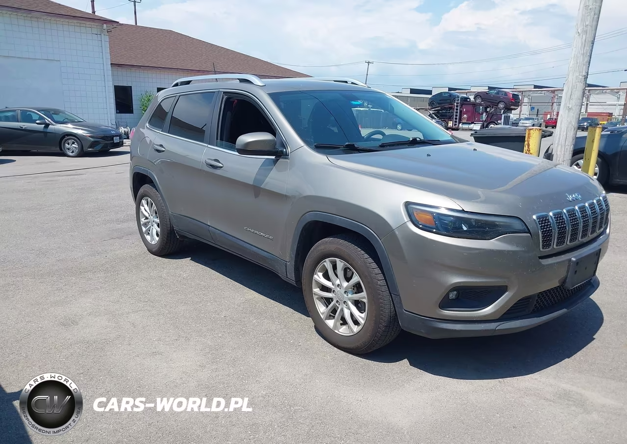 2019 Jeep Cherokee Latitude 4X4 – zdjęcie 1 z 16