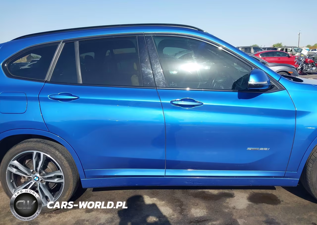 2018 BMW X1 Sdrive28I VIN:WBXHU7C31J5H43749 - 13