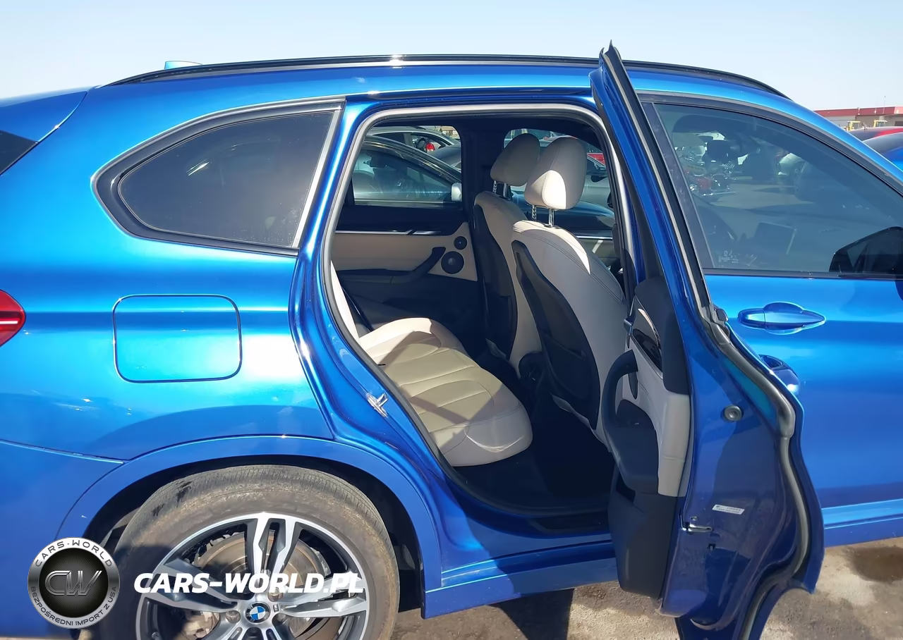 2018 BMW X1 Sdrive28I VIN:WBXHU7C31J5H43749 - 8