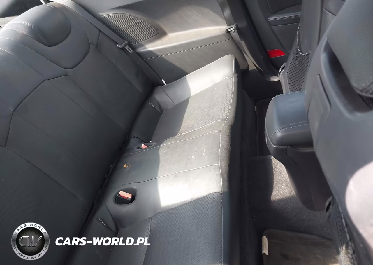 2015 Hyundai Genesis 3.8 Ultimate VIN:KMHHU6KJ7FU128085 - 8