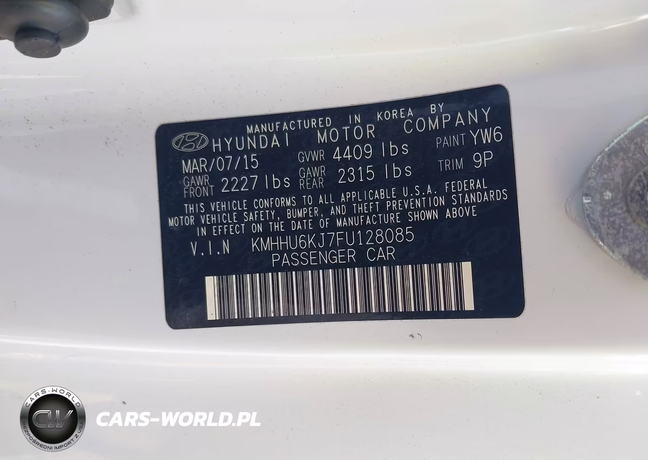 2015 Hyundai Genesis 3.8 Ultimate VIN:KMHHU6KJ7FU128085 - 9