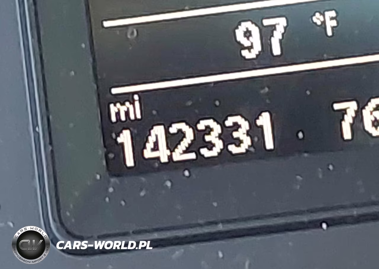 2017 Volkswagen Tiguan 2.0T Wolfsburg Edition VIN:WVGSV7AX3HK019040 - 15