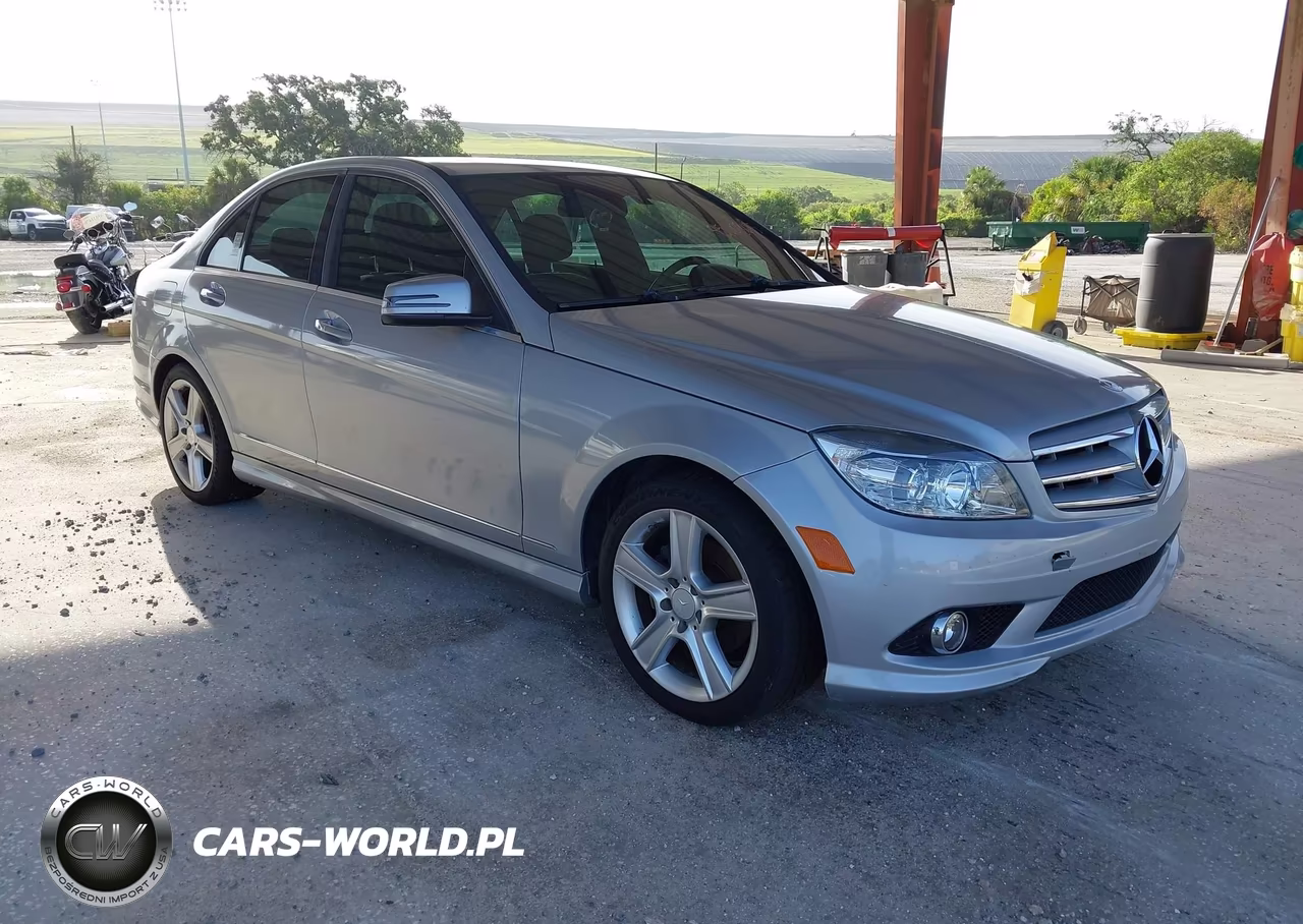2010 Mercedes-Benz C 300 Sport