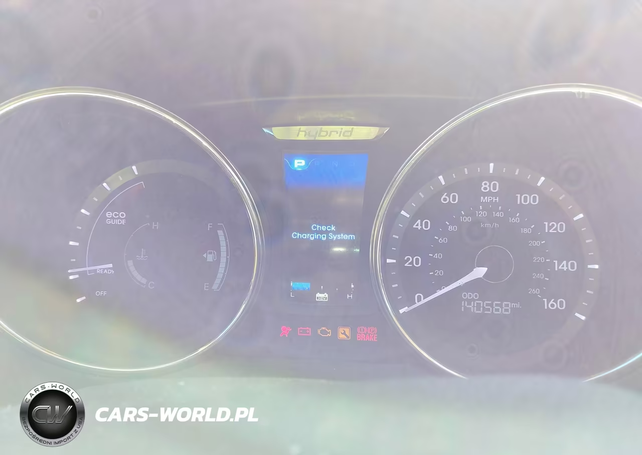 2012 Hyundai Sonata Hybrid VIN:KMHEC4A45CA020647 - 7