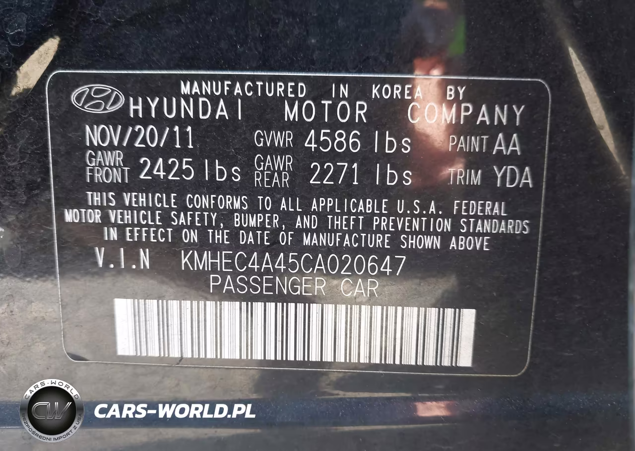 2012 Hyundai Sonata Hybrid VIN:KMHEC4A45CA020647 - 9
