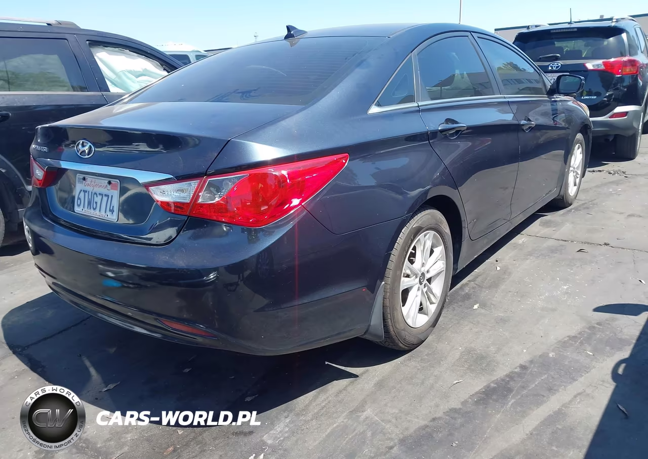 2012 Hyundai Sonata Gls VIN:5NPEB4AC4CH372268 - 4