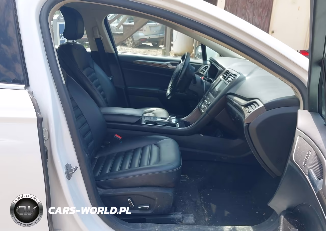 2019 Ford Fusion Hybrid Sel VIN:3FA6P0MU9KR113067 - 5