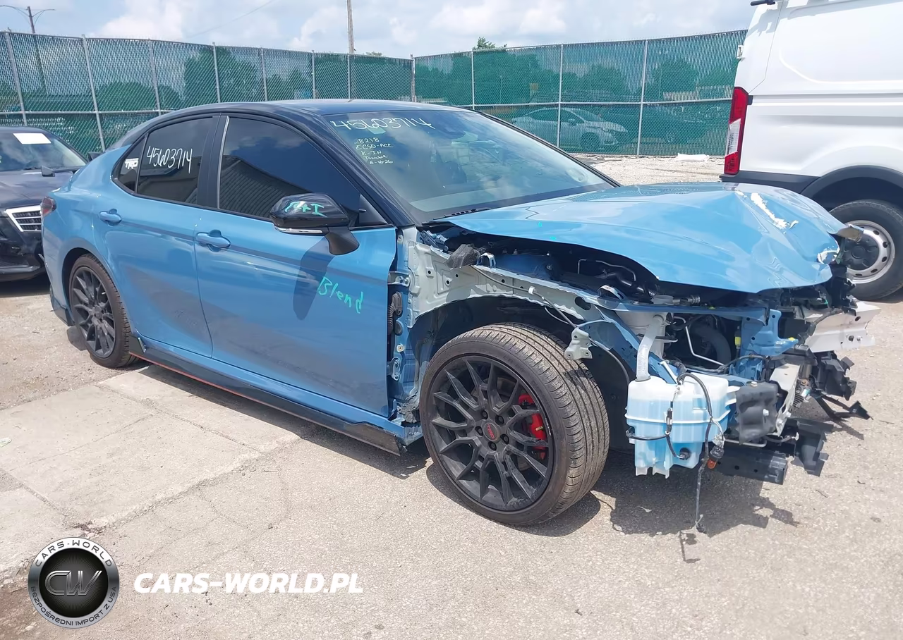 2022 Toyota Camry Trd – zdjęcie 1 z 17