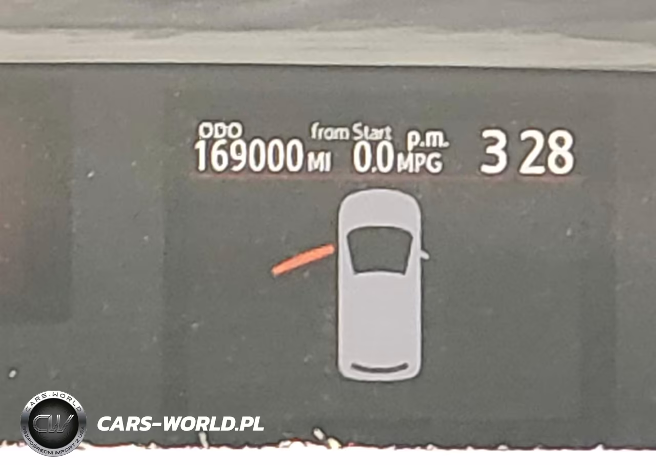 2015 Toyota Prius C Two VIN:JTDKDTB31F1098111 - 15