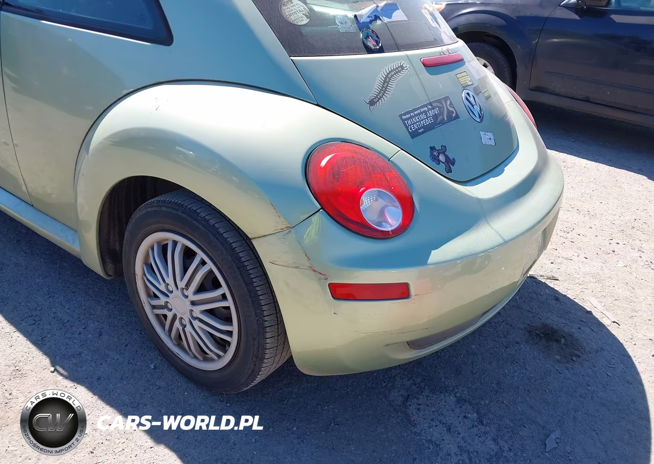 2010 Volkswagen New Beetle 2.5L VIN:3VWPG3AG3AM010203 - 12