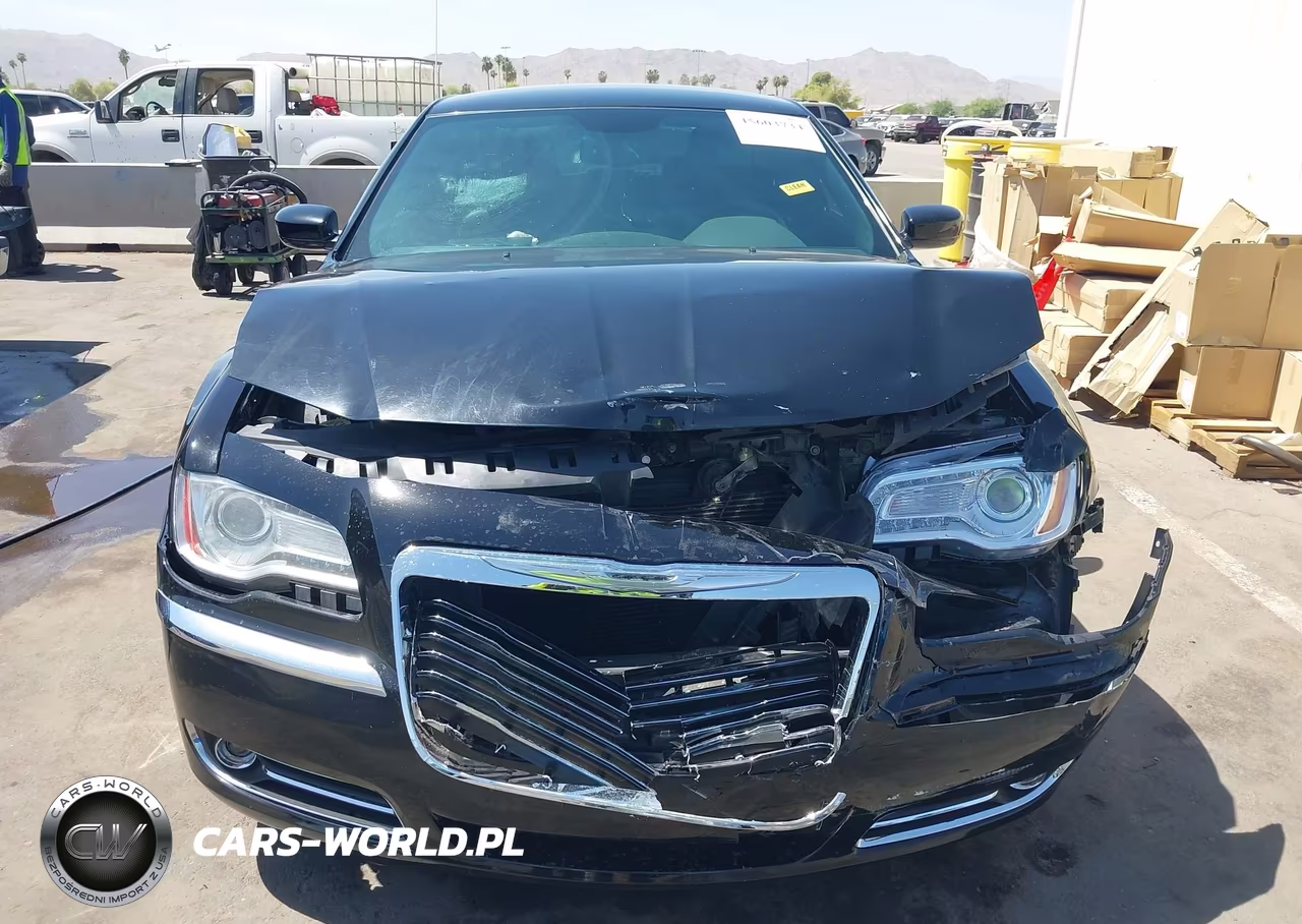 2013 Chrysler 300 Motown VIN:2C3CCAAG2DH577477 - 6