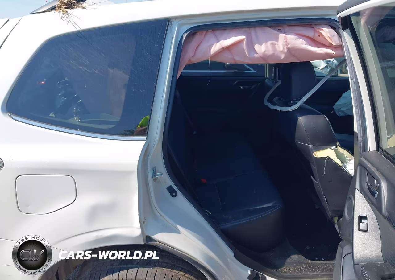 2016 Subaru Forester 2.0Xt Touring VIN:JF2SJGXC9GH504624 - 8