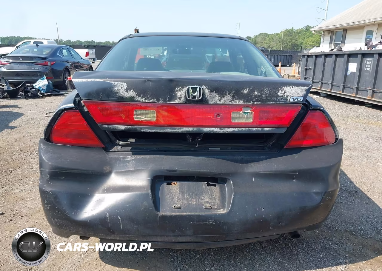 2002 Honda Accord 3.0 Ex VIN:1HGCG22522A022643 - 16