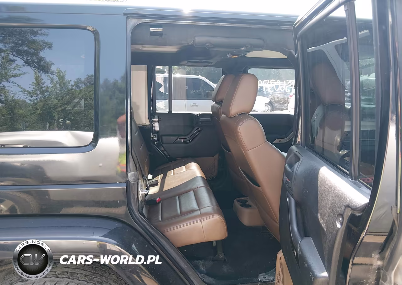 2012 Jeep Wrangler Unlimited Sahara VIN:1C4BJWEG8CL104012 - 8