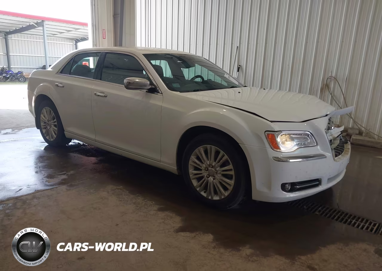 2014 Chrysler 300C Awd – zdjęcie 1 z 16