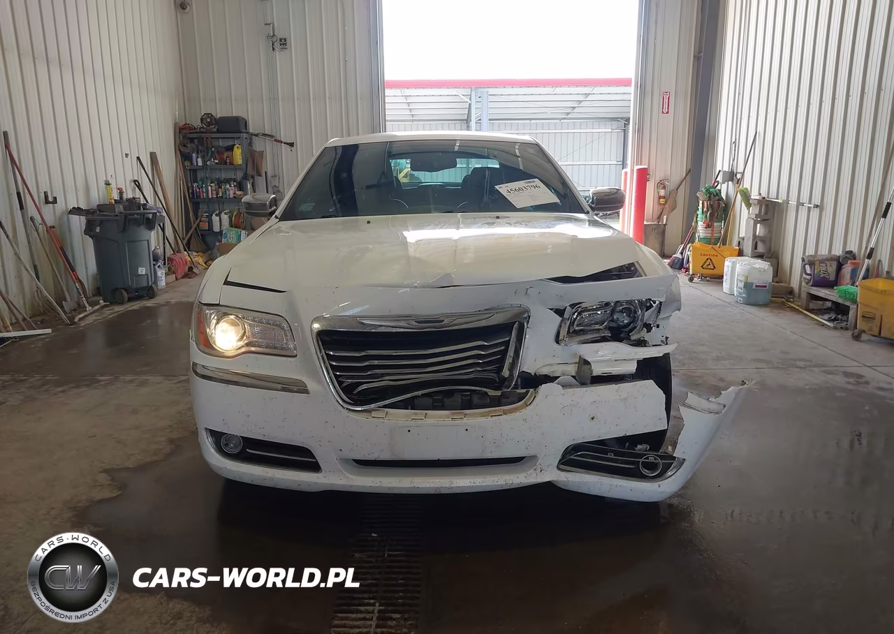 2014 Chrysler 300C Awd VIN:2C3CCAKG9EH201083 - 12
