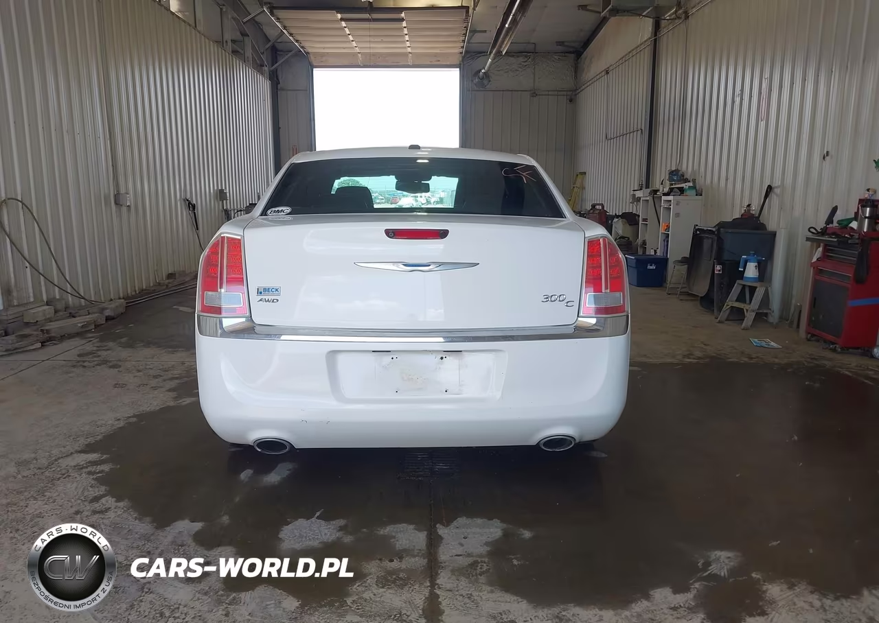 2014 Chrysler 300C Awd VIN:2C3CCAKG9EH201083 - 16