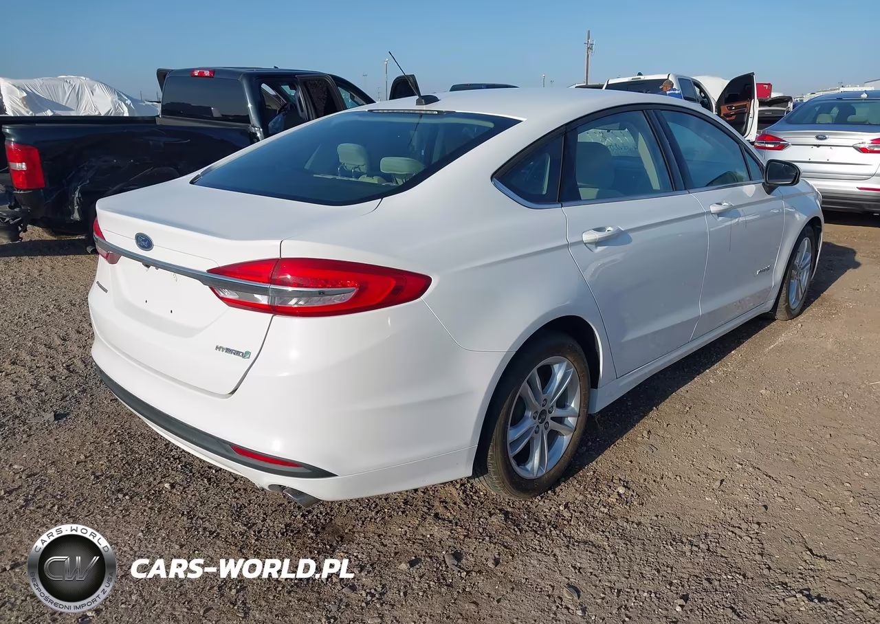 2018 Ford Fusion Hybrid S VIN:3FA6P0UU7JR235957 - 4
