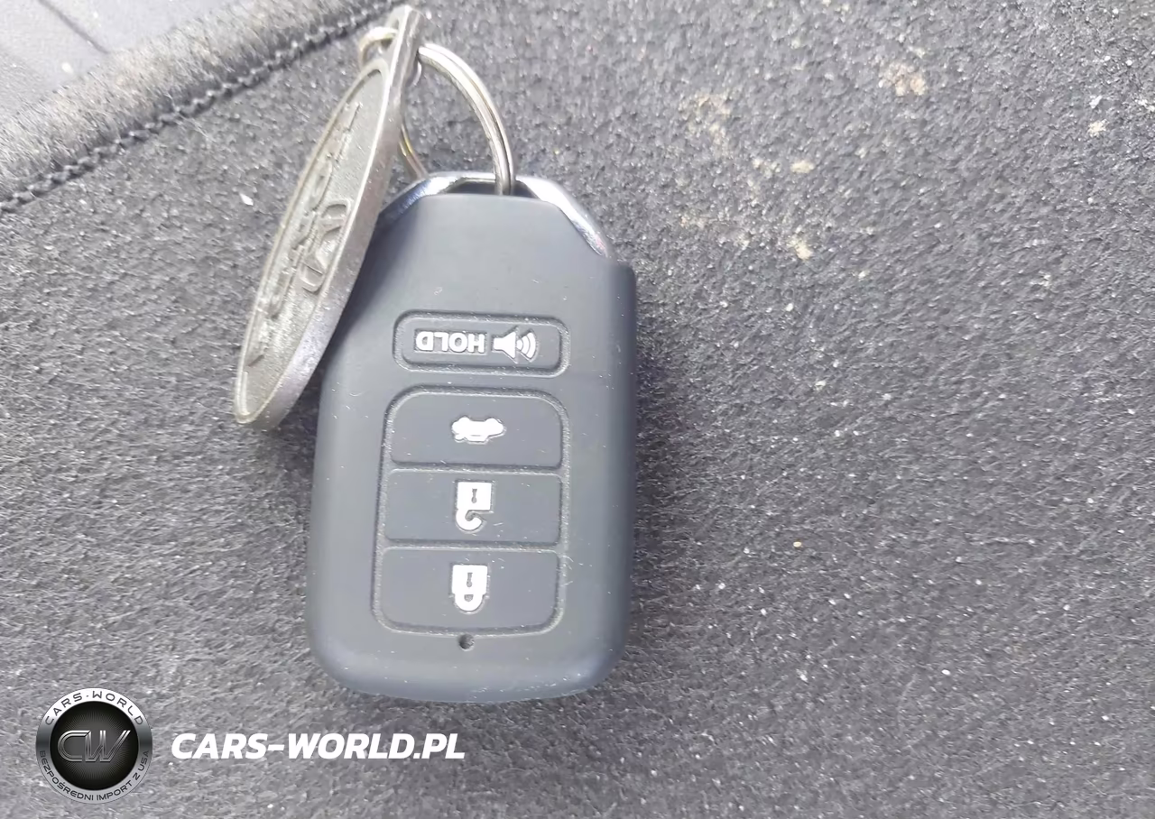 2018 Honda Accord Sport VIN:1HGCV1F35JA091916 - 11