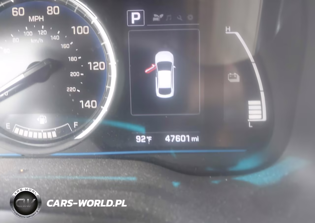 2018 Hyundai Ioniq Hybrid Blue VIN:KMHC65LC9JU075753 - 15