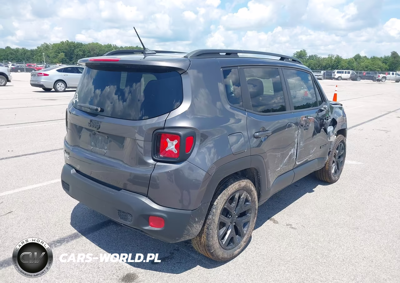2017 Jeep Renegade Altitude VIN:ZACCJBBB4HPG31733 - 4