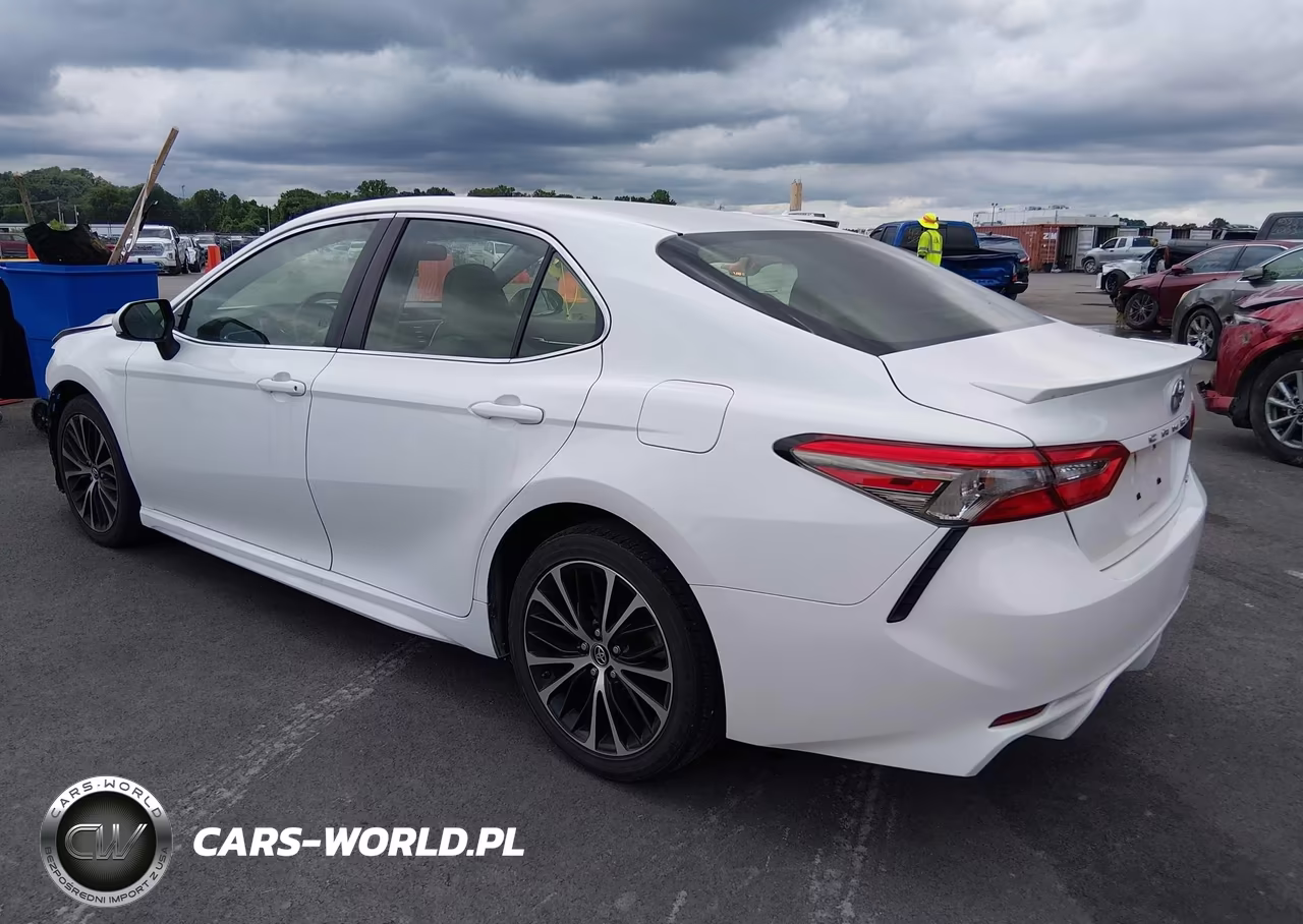 2018 Toyota Camry Se VIN:JTNB11HK9J3002858 - 3