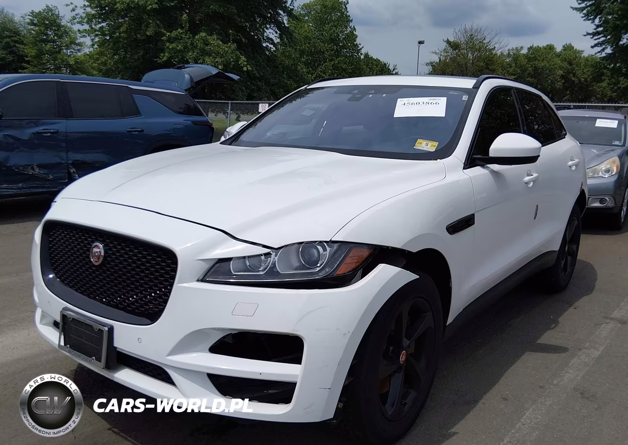 2017 Jaguar F-Pace 35T Premium VIN:SADCJ2BV4HA883531 - 13