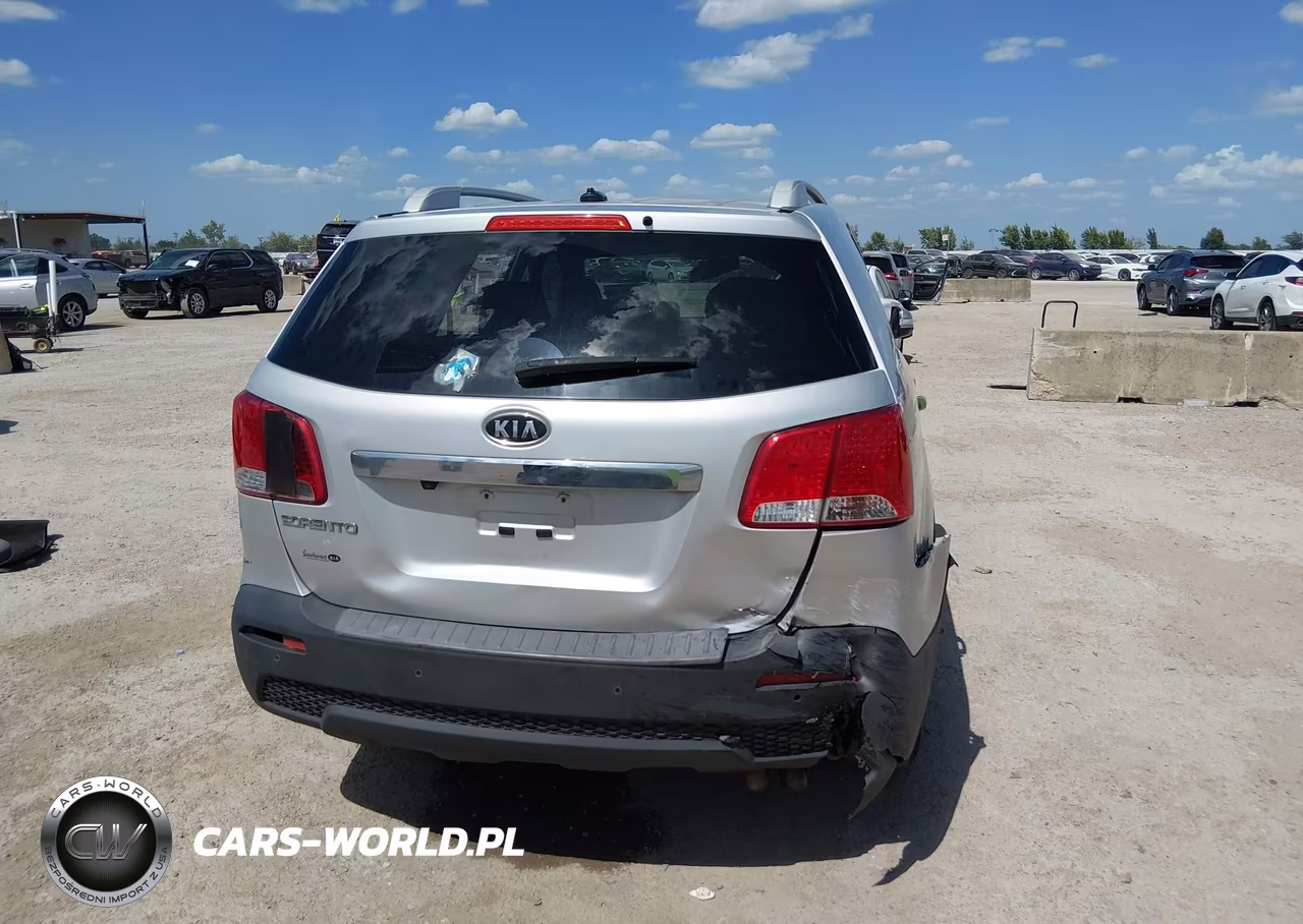 2013 Kia Sorento Lx VIN:5XYKT3A64DG380822 - 6