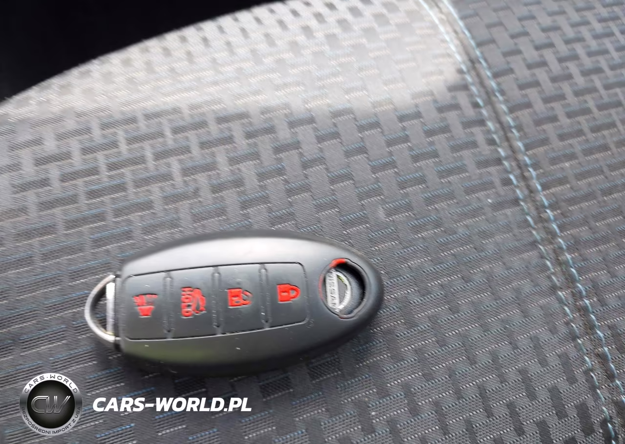 2018 Nissan Sentra Sr VIN:3N1AB7AP0JY267961 - 11