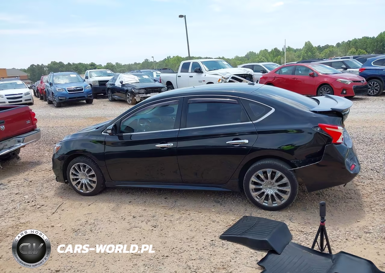 2018 Nissan Sentra Sr VIN:3N1AB7AP0JY267961 - 15