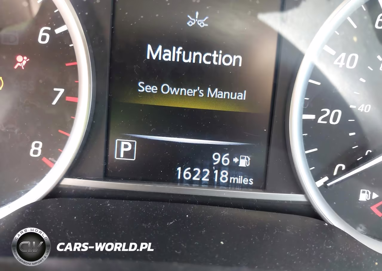 2018 Nissan Sentra Sr VIN:3N1AB7AP0JY267961 - 16