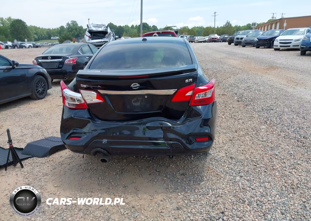 2018 Nissan Sentra Sr VIN:3N1AB7AP0JY267961 - 17