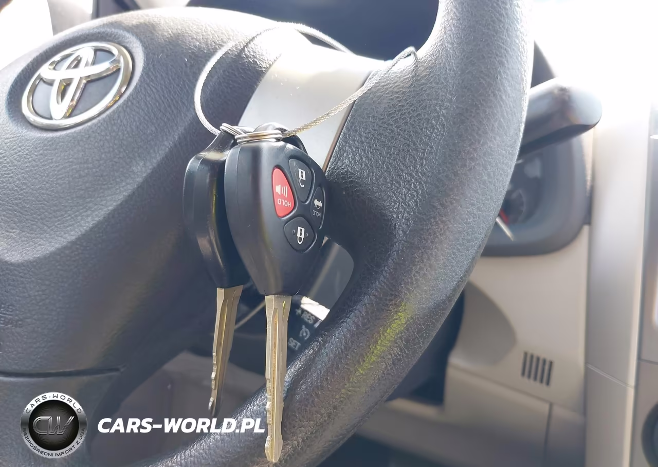2013 Toyota Corolla Le VIN:2T1BU4EEXDC950385 - 11